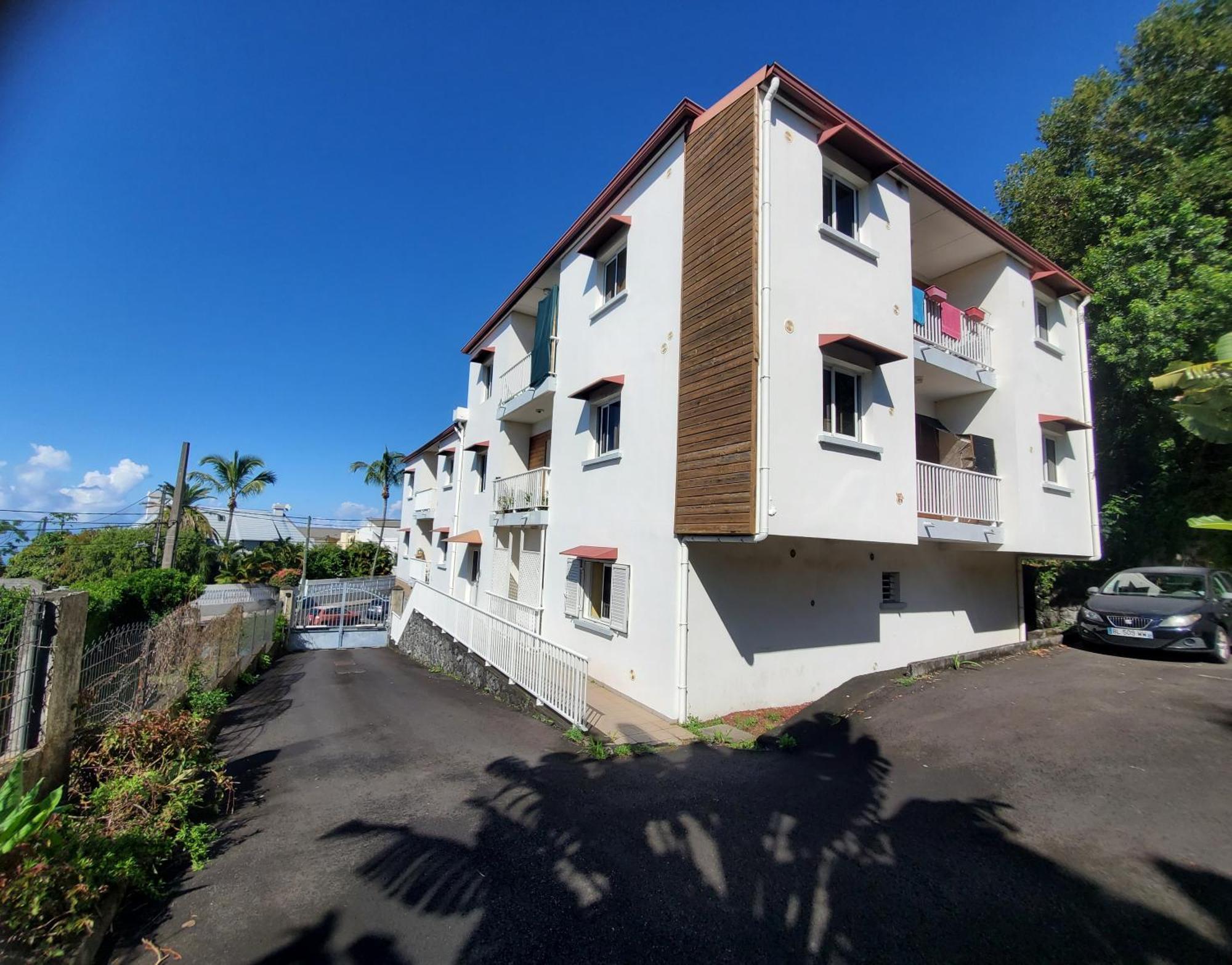 T2 Au Rez De Chaussee, Parking Prive Et Wifi Haut Debit Le Tampon Buitenkant foto